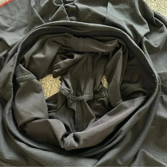 Lucky in Love Skort Women's Size Medium Black Red - Picture 6 of 7